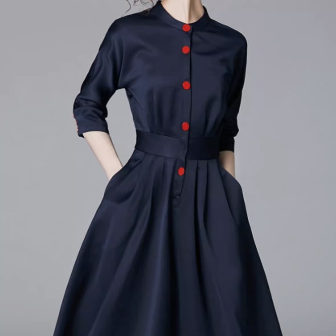 ワンピース フレアワンピース ミモレ丈 かわいい 大人可愛い きれいめ シンプル カジュアル 大人 上品 おしゃれ お洒落 大人女子 こなれ感 個性的 主役級 存在感 美容師 メイクアップアーティスト