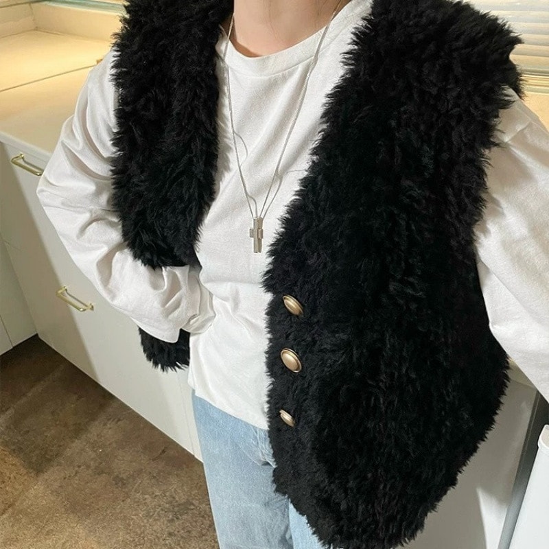 2025秋冬新作イミテーションレザーベストラムウール増厚ショートコートウールカーリーウール万能ルーズベスト