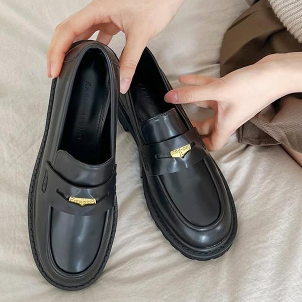 女性ローファー カジュアルシューズ フラット