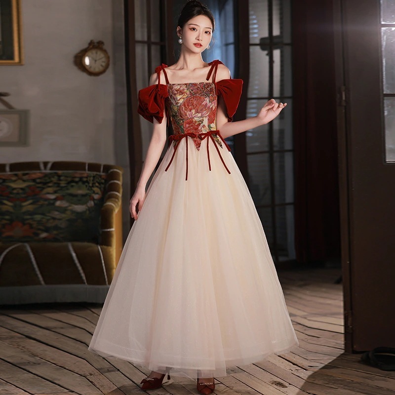 メッシュステッチの素晴らしい気質のイブニングドレス婚約誕生日アートテストスカートは日常生活で着用できます