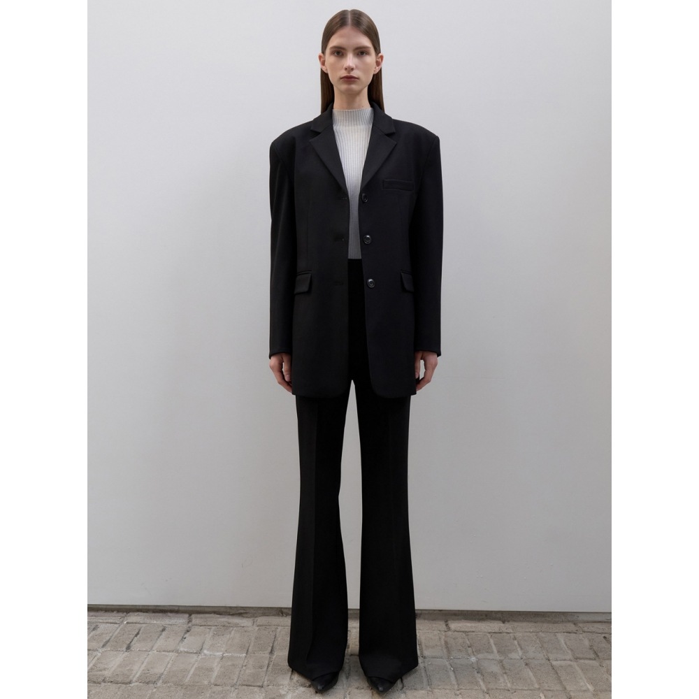 OUIE ツイルスリーボタンスリムジャケット+ツイルブーツカットスラックスブラック OU1282