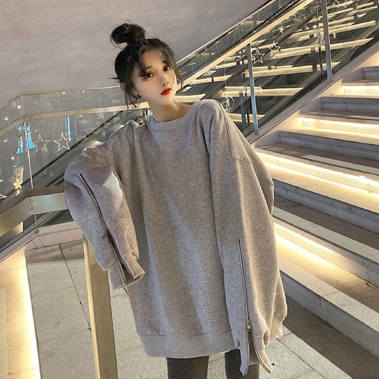 新作 春 秋 レディース グレー BIGセーター 袖ジッパー 薄手 デザイン センスニッチ