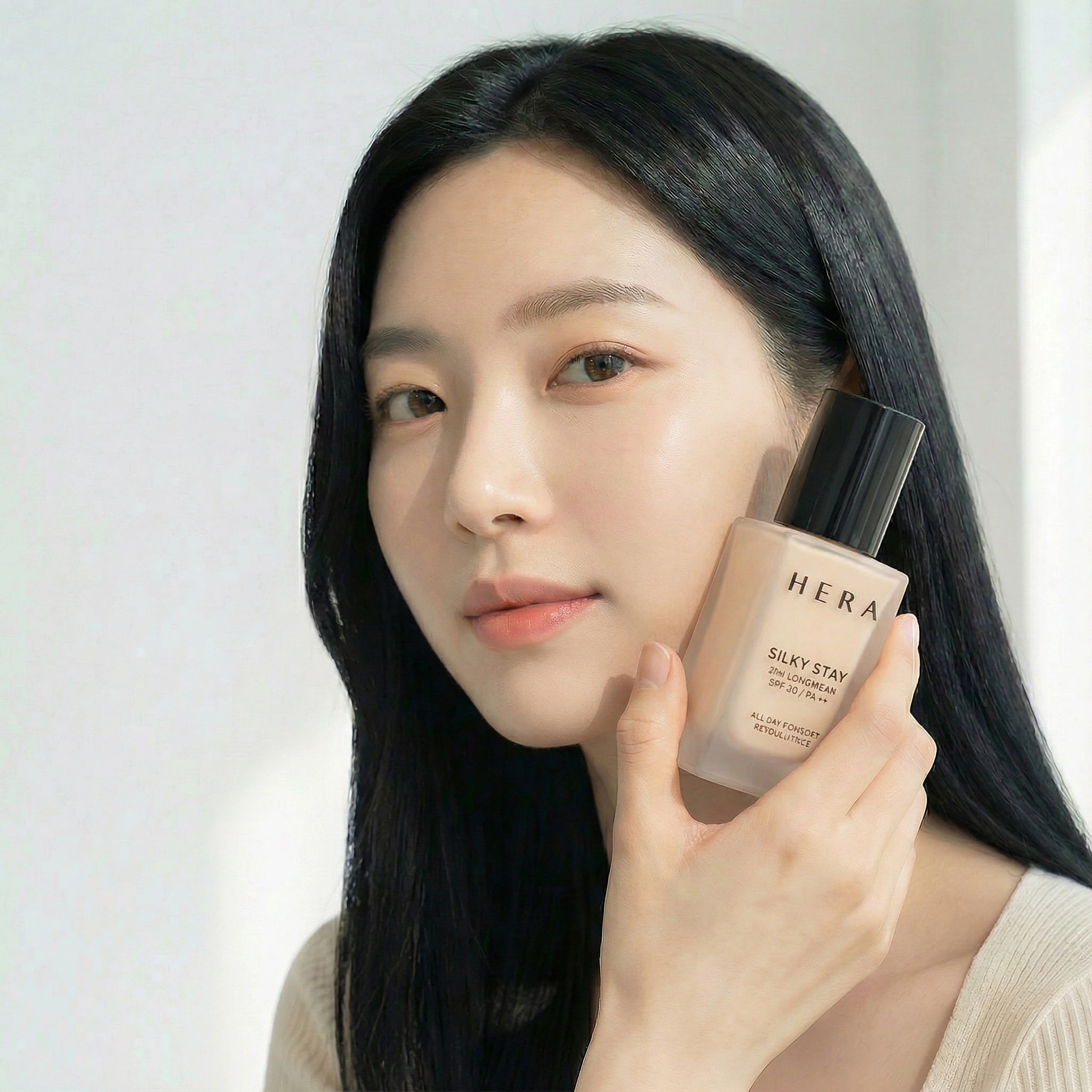 HERA ヘラ 公式 シルキーステイ24H ロングウェアファンデーション 30g 13N 17C 17N 19N 21C 21N 21W 23C 23N シルキーステイファンデーション 下地