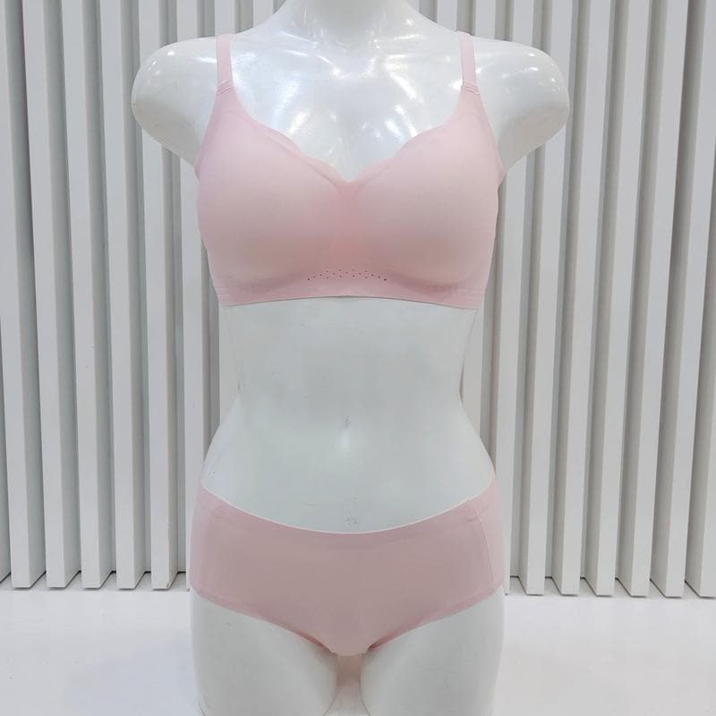 景品贈呈- シームレス ノンワイヤー ブラジャー ショーツセット BR1995A,BP1995A_US