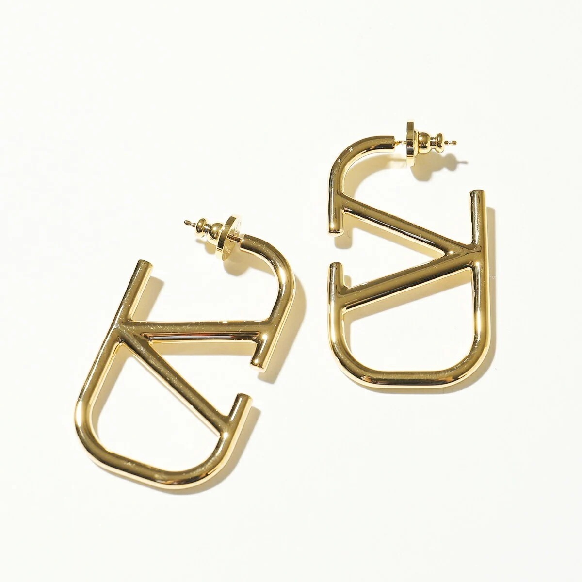 VALENTINO ヴァレンティノ ピアス 5W2J0F96MET レディース Vロゴ アクセサリー CS4