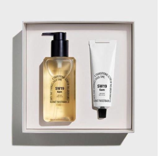 上質な香りで癒しの時間を 6am Woody Musk ハンドソープ280mL + ハンドクリーム 50mL