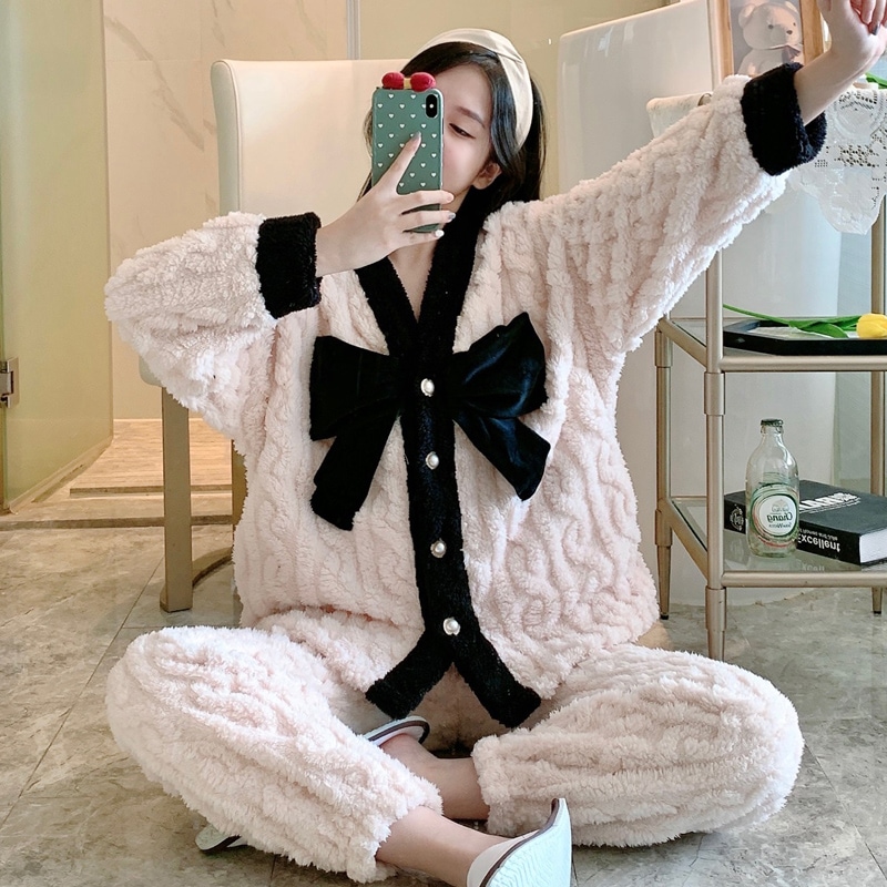 Xiaoxiangfeng珊瑚フリースパジャマ女性の秋と冬の厚くされたフランネル2021新しいネット