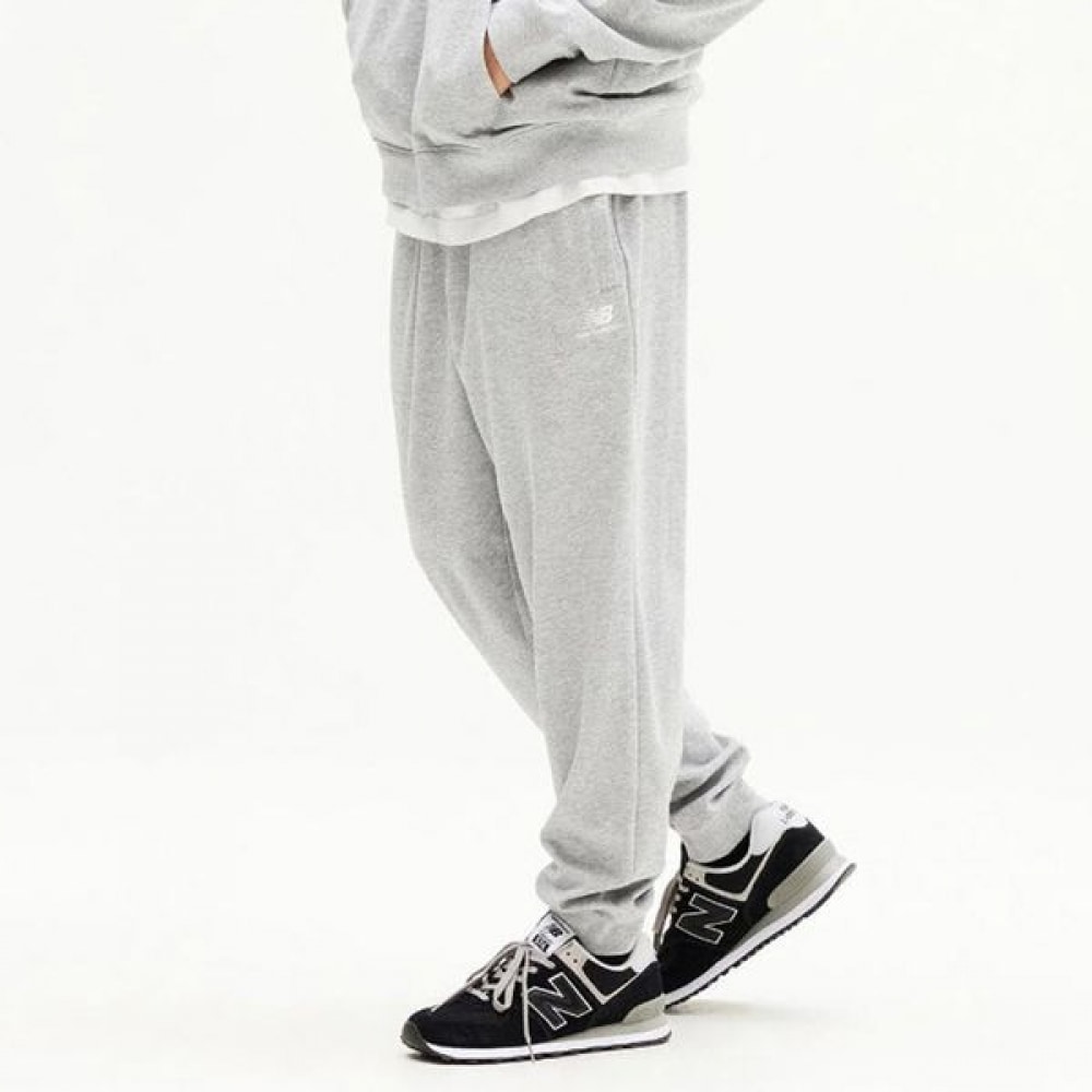 [ニューバランスシューズ] ニューバランス UNI シングルメッシュジョガーパンツ NBMLE21033-AC 7,806円