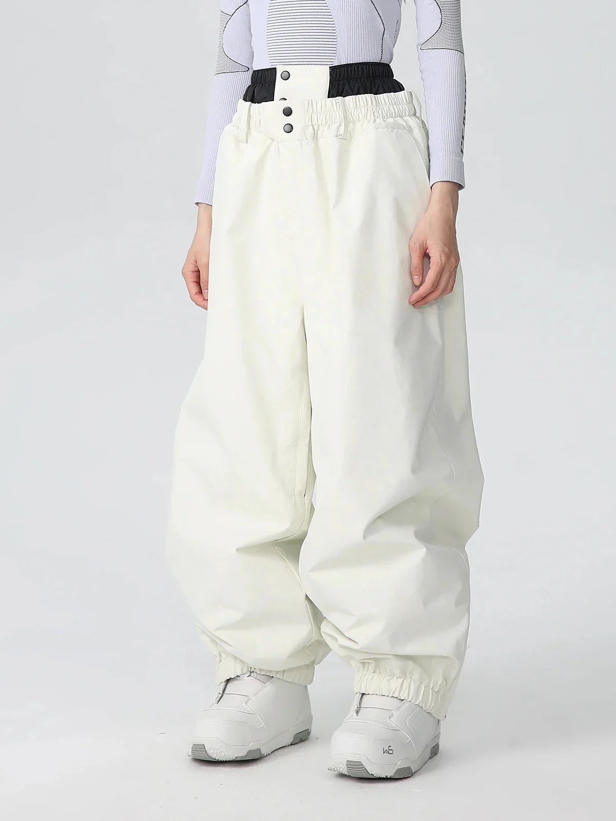 最低価格保証！【お勧め商品】スノーボードウェア 2026 2026 19色 スノボパンツ 耐水圧20000 メンズ レディース ズボン 太い ゆったり 裏起毛 撥水 おしゃれ 韓国風 スノボウェア ス