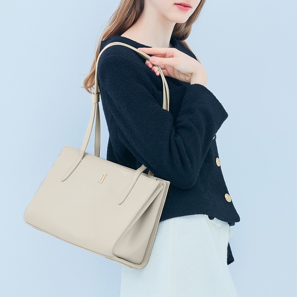 ジャスティーナマンゴーニューロングショルダー IV (JHNCHA2BS326IV980)