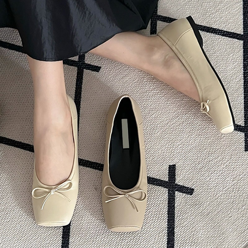 4color モダン, ベーシックな雰囲気の リボン付き スクエアトゥ．バレエトゥ 無地 ローヒール デイリー フラットシューズ．バレエシューズ