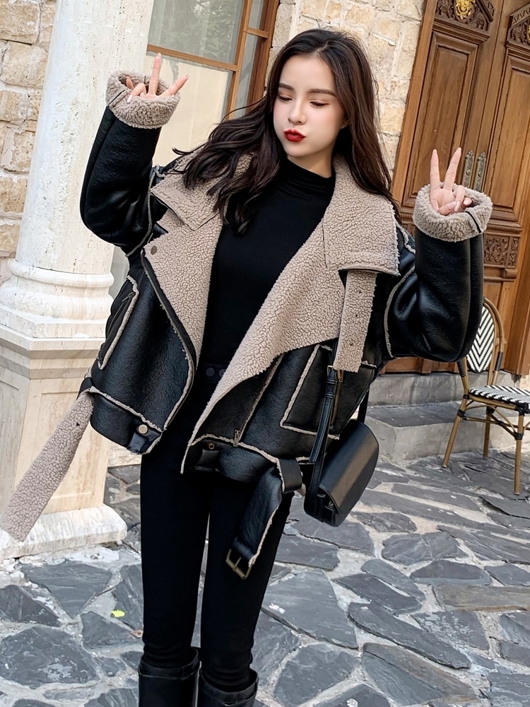 レディース フェイクレザーアウター ボア ジャケット カジュアル 襟 オーバーサイズ アウター ボア もこもこ 防寒 大人可愛い ママコーデ ママファッション 韓国 オルチャンファッション 人気