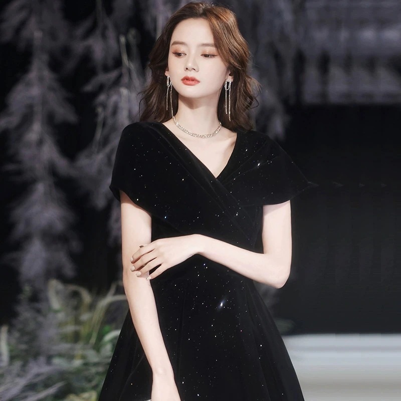 【2枚購入で 3oo円OFF】女性のためのブラックドレス2025ファッションバンケットホストロングカレッジアート試験ピアノパフォーマンスドレス夏