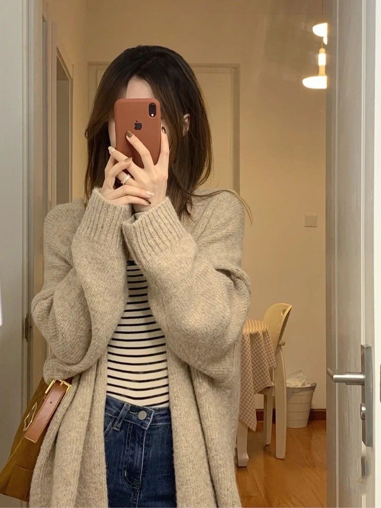 女性用レイジースタイルレトロソフトワックスセータージャケット長袖と厚いアウターレイヤー付きのゆったりとした秋のミドル丈膝丈ニットカーディガン30%制限