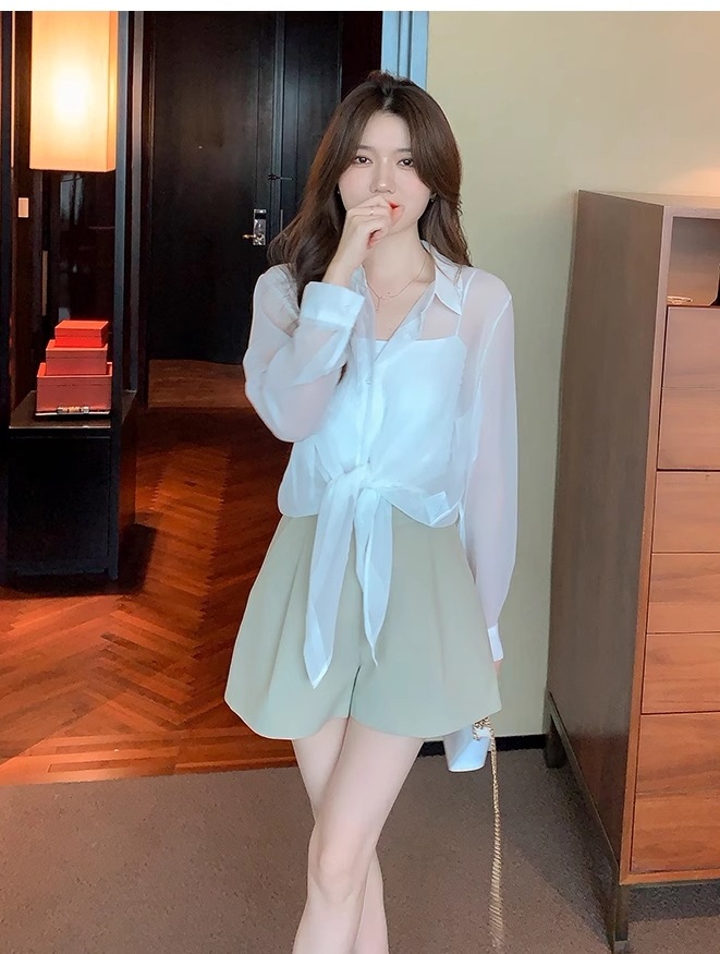 日焼け止めシャツ 女性 夏 オール マッチ ルーズ 薄手 シフォン 長袖 カーディガン シャツ ジャケット トップス シャツ 袖あり 長袖 襟付き きれいめ シンプル 大人 上品 おしゃれ お洒落