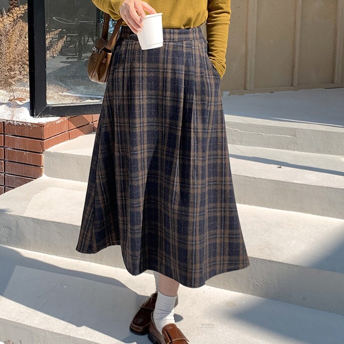 レディース スカート ボトムス フレア ロング ノーカラー Aライン ポケット ハイウエスト 大人可愛い シンプル おしゃれ こなれ感 個性的 主役級 存在感 抜け感 都会的 ナチュラル