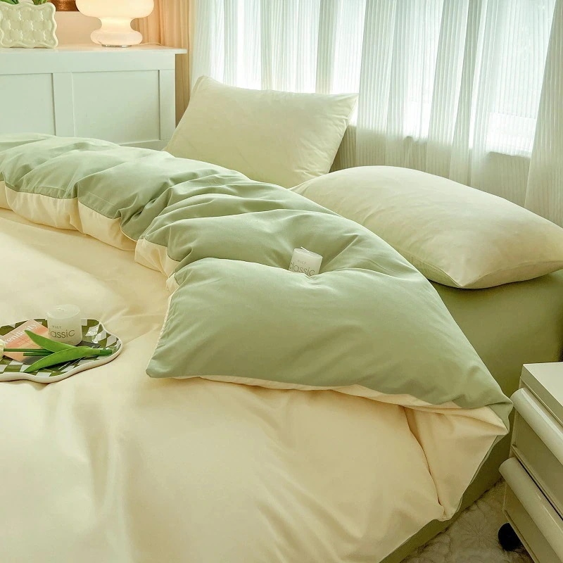 【急速出荷!】今の流行無地 4 ピース起毛キルトカバーシンプルなキルトカバーインスタイル学生寮寝具と