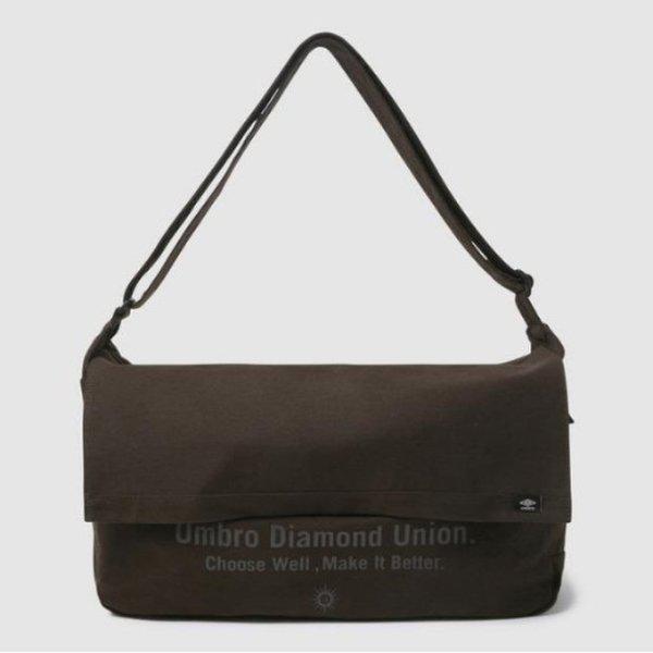 クロスバッグ KQF UQ123CBG18-BRW ウェイファインダー ビッグクロスバッグ / BROWN
