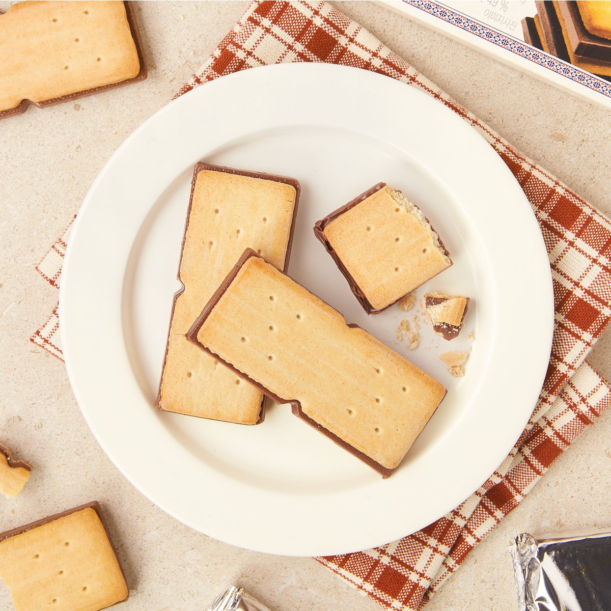 韓国のお菓子PEACOCKチョコレートサンドイッチビスケット チョコ菓子12個セット