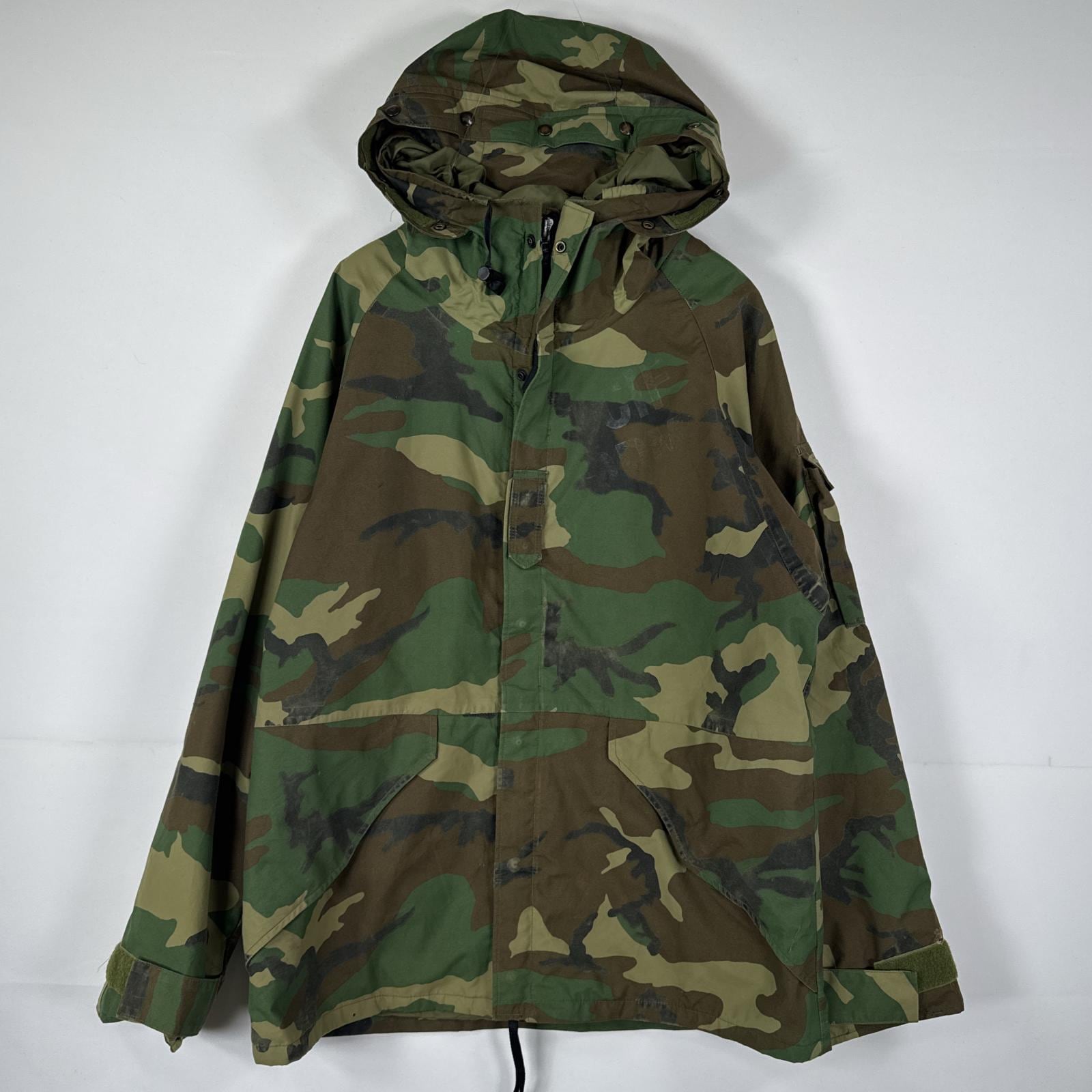 古着 90s/90年代 ヴィンテージ ミリタリージャケット ECWCS GORE-TEX ウッドランドカモ ゴアテックスパーカー 迷彩 medium regular グリーン メンズ