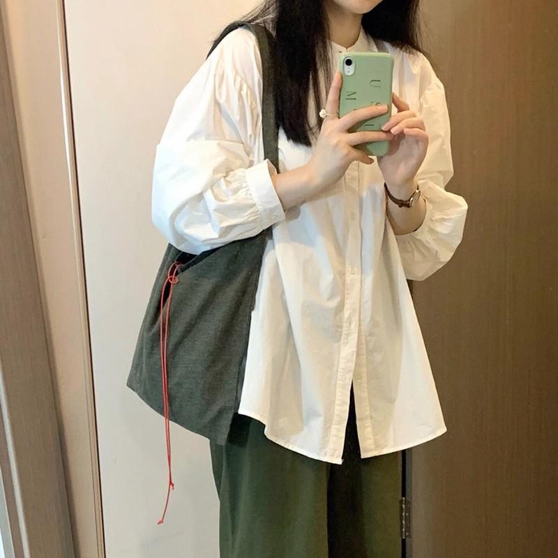 【1つ買うと10つ無料】女性用レトロホワイトシャツスタイルハイエンドコットンルーズカジュアルカジュアル長袖シャツシックレイヤード