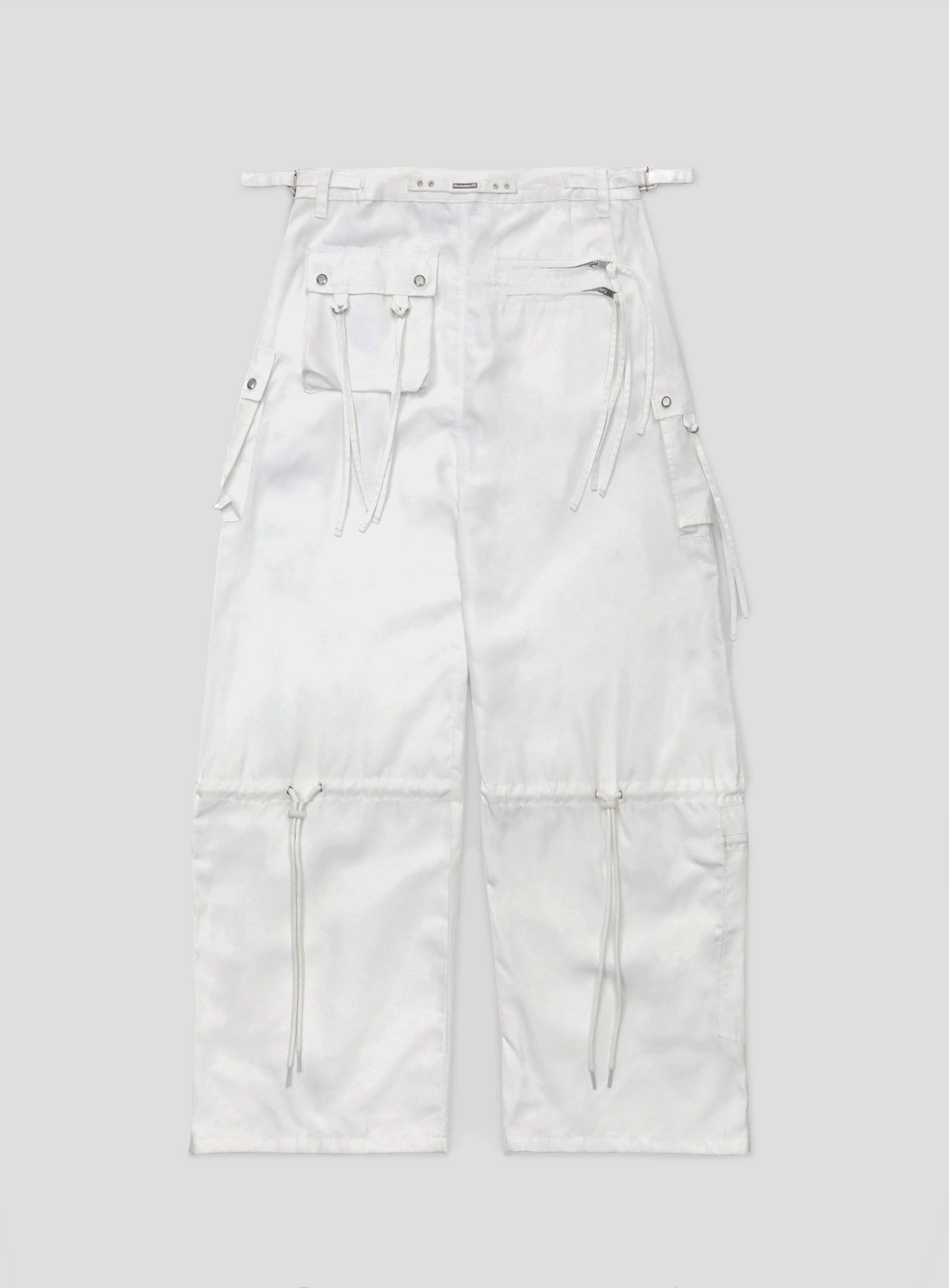 【BADBLOOD】 SQUAD NYLON CURVED CARGO PANTS : WHITE