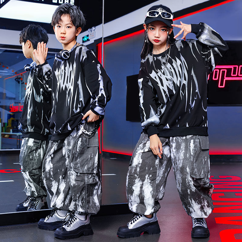 子供の街のダンスの潮服のスーツの秋の男女の子供のヒップホップの迷彩の潮服の子供の元旦の舞台のhiphopのショーの服