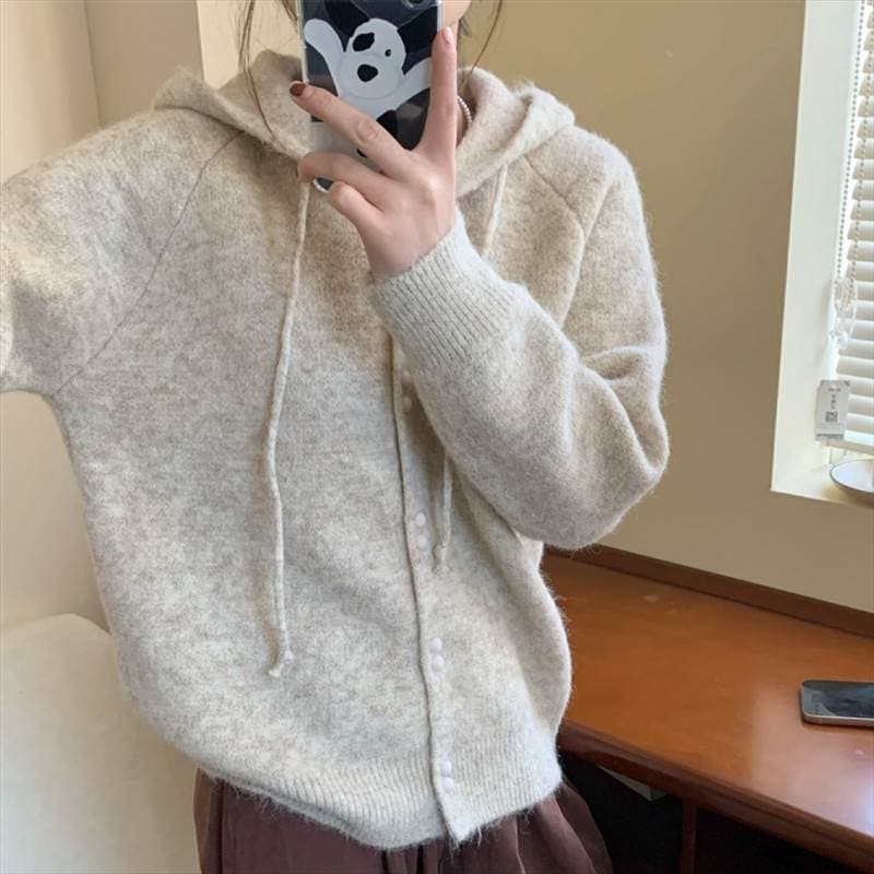 トップス カーディガン レディース 長袖 フード付き ミディアム丈 前開き ボタン かわいい 大人可愛い きれいめ シンプル 上品 おしゃれ かっこいい カジュアル こなれ感 個性的 主役級 存在感