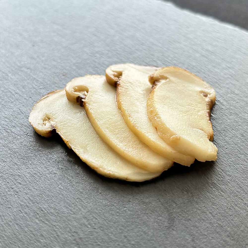 松茸 生松茸 冷凍 スライス 250g 7-9cm 45枚程度 洗浄済み そのまま使える 松茸ご飯やお吸い物茶碗蒸しにも 生冷凍 マツタケ まつたけ 秋の味覚 天然 中国産 5,560円