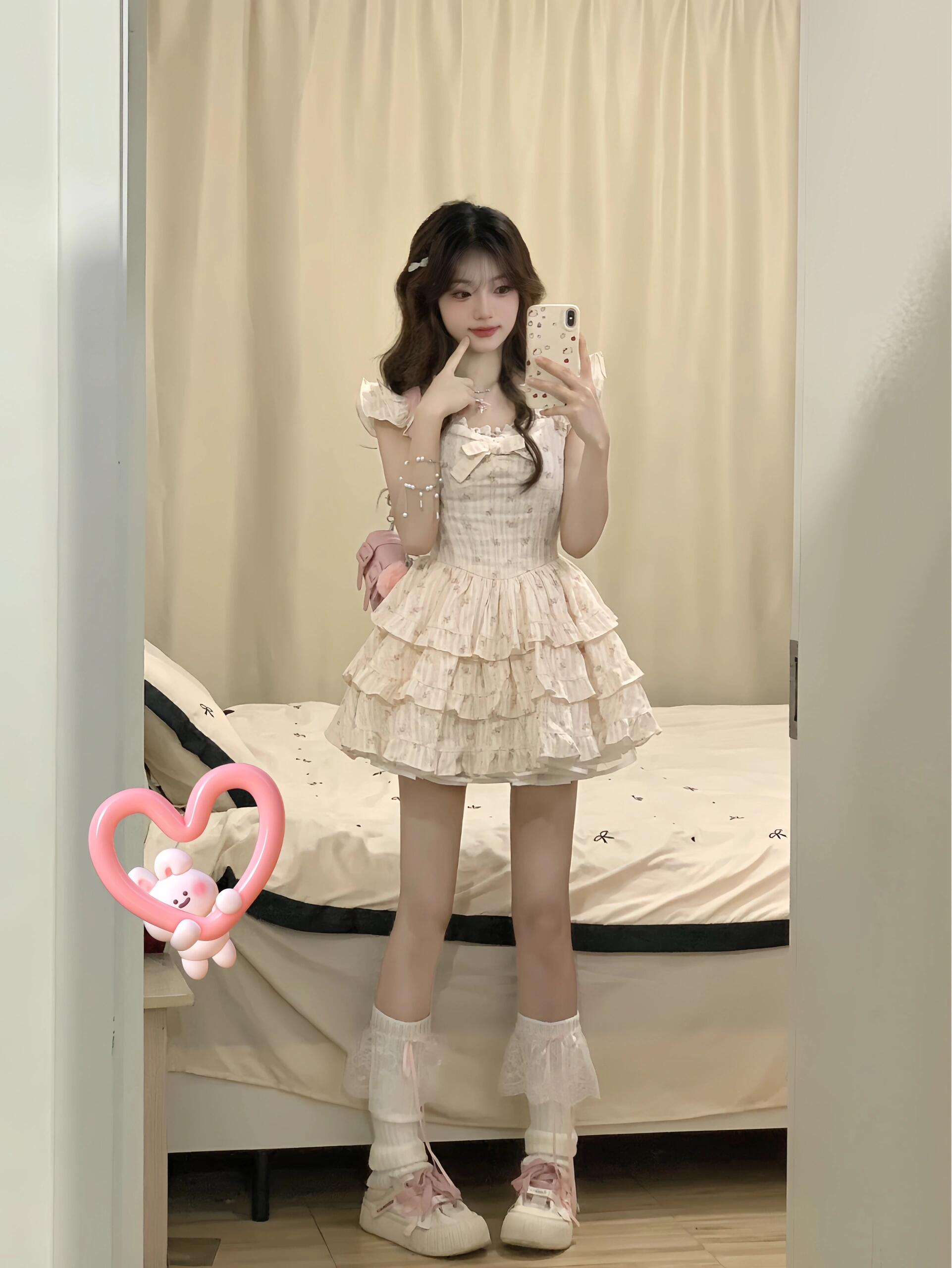 サスペンションスモールフライングスリーブドレス2024レディース夏スモールウエスト甘辛プリンセスケーキチュチュドレス