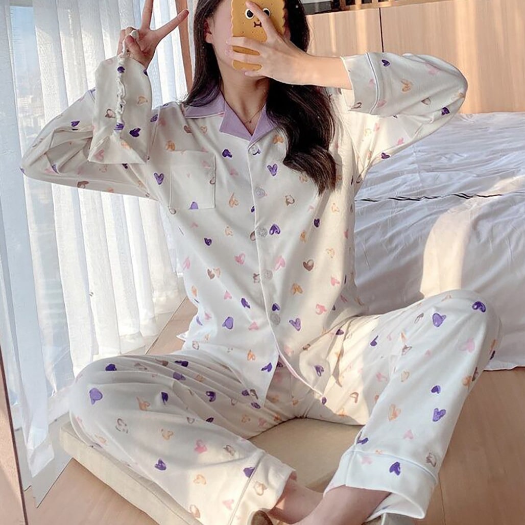 ハート柄パジャマ ルームウェア パジャマ 部屋着 寝巻き ナイトウェア ロング ロング丈 袖あり 長袖 Vネック 襟付き 前開き 綿 上下セット 2点セット ツーピース かわいい 大人可愛い シンプル