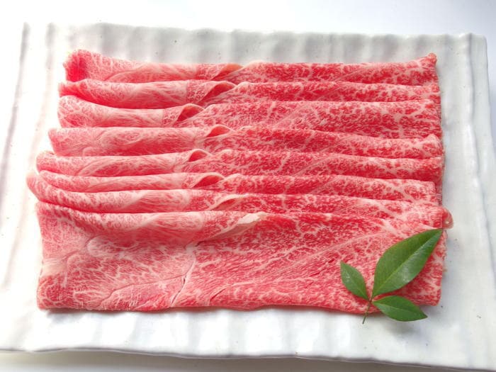 黒毛和牛 未経産 メス牛 ミスジ 入り 上牛 しゃぶしゃぶ 肉 800g 木箱 詰め 牛肉 プレゼント お歳暮 ギフト 誕生日 A4 A5