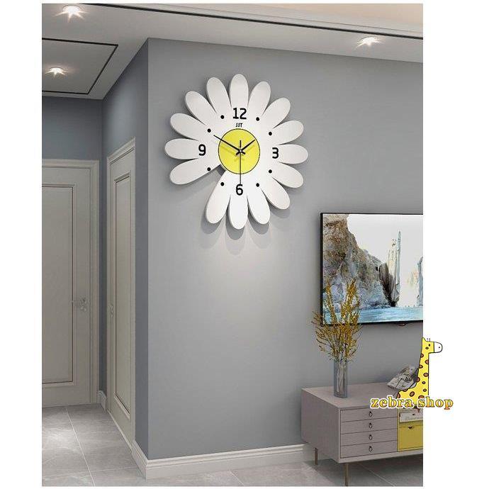 壁掛け時計　木製　菊　花　ナチュラル　北欧　オシャレ　シンプル　静音　ウォールクロック　壁掛　インテリアクロック　時計　デコレーション　リビングルーム