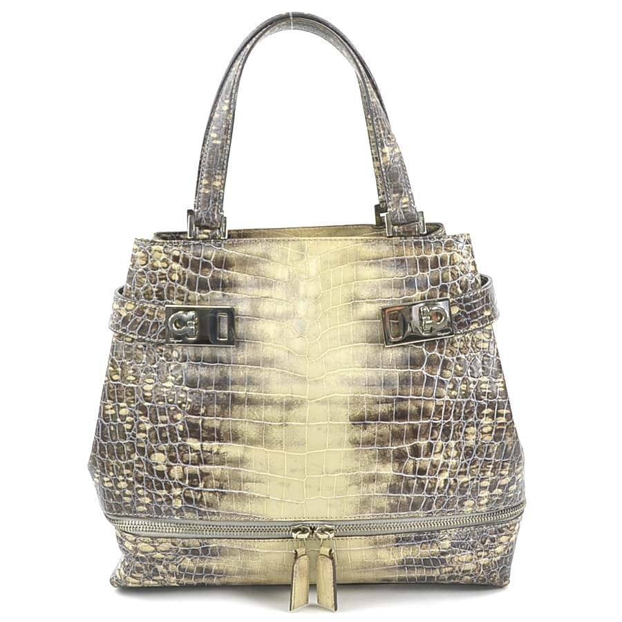 サルヴァトーレフェラガモ Salvatore Ferragamo ハンドバッグ ガンチーニ 型押しレザー ベージュ/グレー シルバー レディース w1085a 17,608円