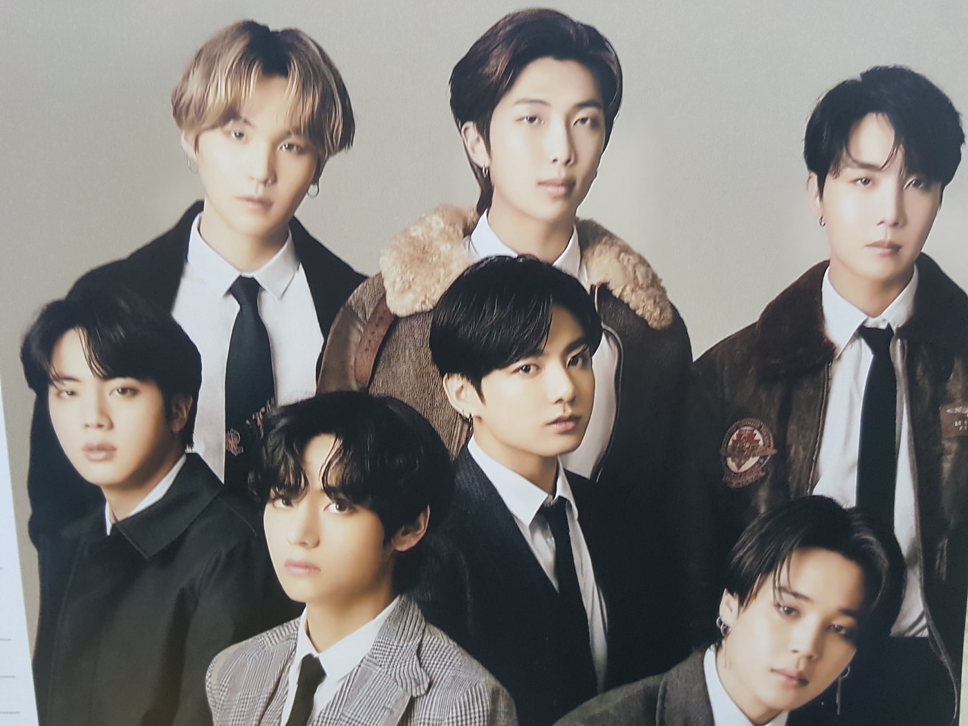 防弾少年団 [BTS] 防弾少年団 [BTS] 15 x 15 cm クッション [並行輸入]