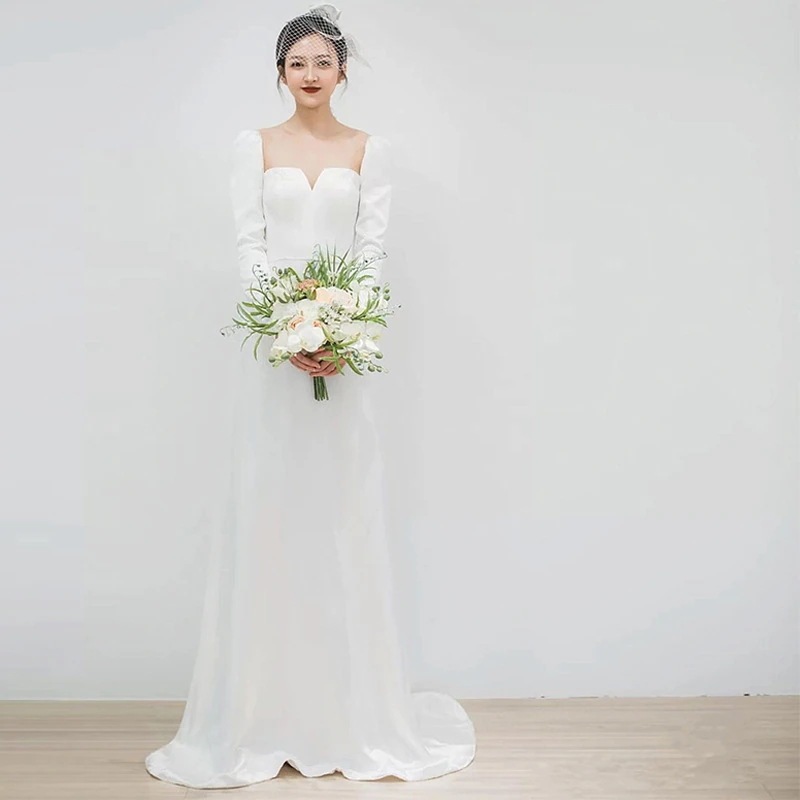 シンなライトウェディングドレス2025秋のサテン長袖フォレストスリムドレスベールトラベル写真ロングライトウェディングドレス