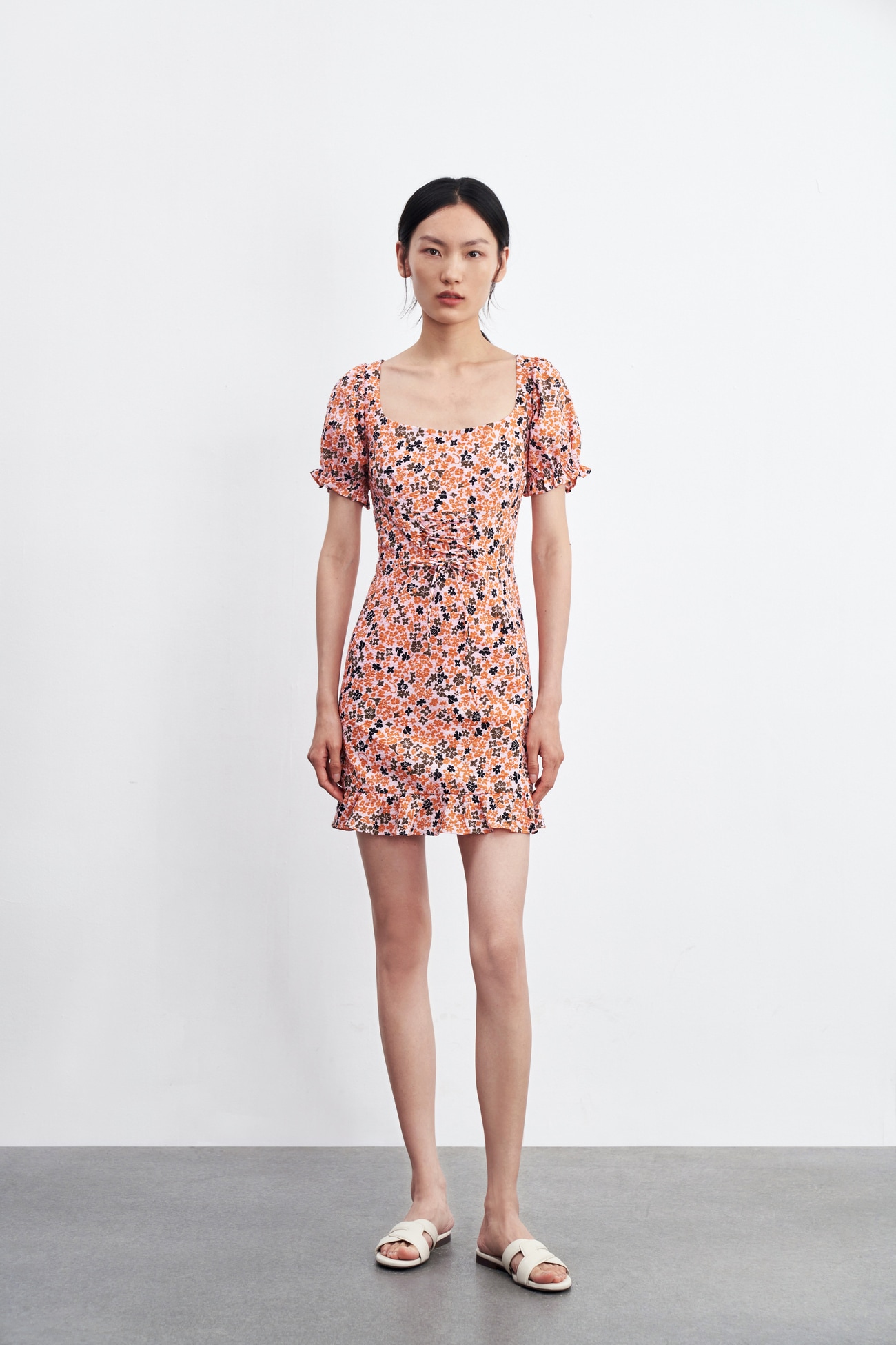 春 夏 婦人服 フレンチ 花柄 ネクタイ 鮮やか セクシー ミニ丈 パフスリーブ付き トレジャー ワンピース オレンジ XS S M L XL ワンピース 膝下 袖なし かわいい 大人可愛い きれいめ