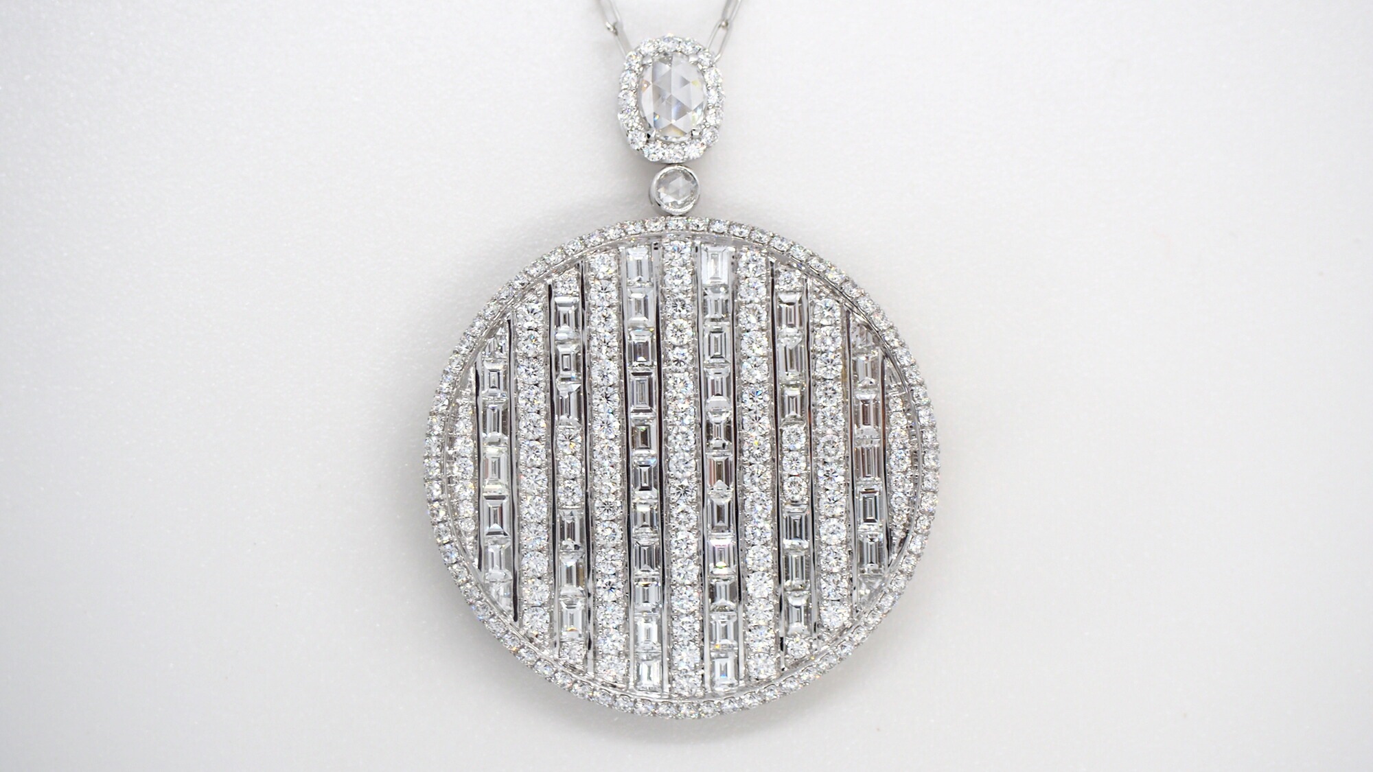 ペンダントネックレス ダイヤモンド 6.47ct K18WG ホワイトゴールド