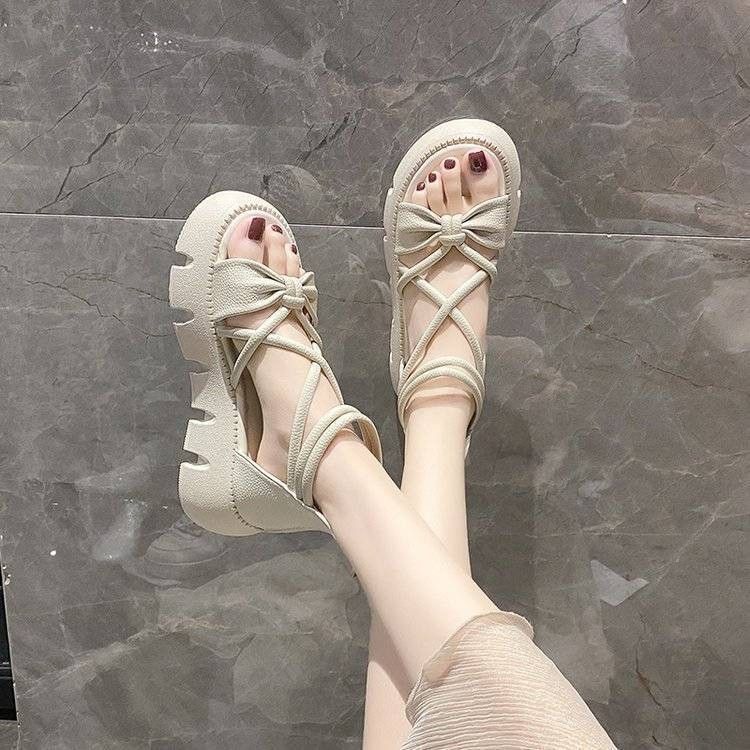 1つ買うと1つ無料サンダル ローマ 厚底 蝶 ストラップ 中空 パッケージ ヒールアップ