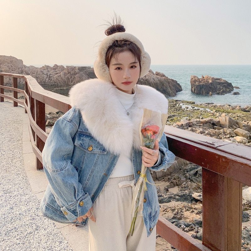 短いダウンジャケット女2023年新型狐大毛襟毛皮パーカー服カウボーイコート白鴨パイル韓版
