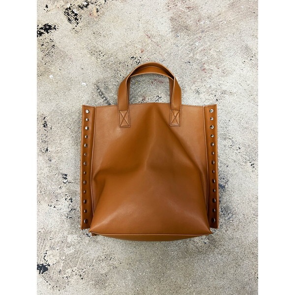 cheek rivet 2way tote C24004-22 キャメル 2WAYトートバッグ
