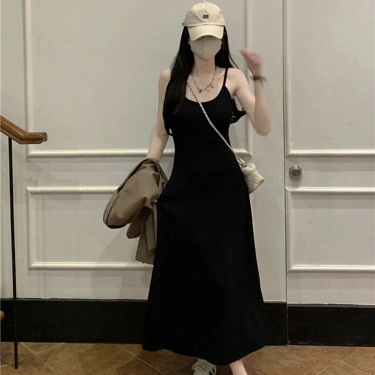 【超お得1つ買うと10個もらえる】急速出荷2025年5月新品黒ニットホルタードレス夏新作ウエスト黒ロングデザインスカートドレス 2025新作キャミワンピース 夏 85,350円