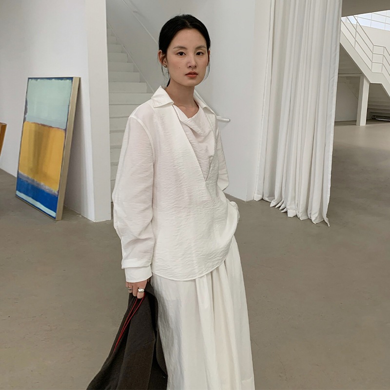 文芸感のある襟のパッチワークシャツ女性25春の新気質ゆったり系ベルトで着痩せしたトップス24639