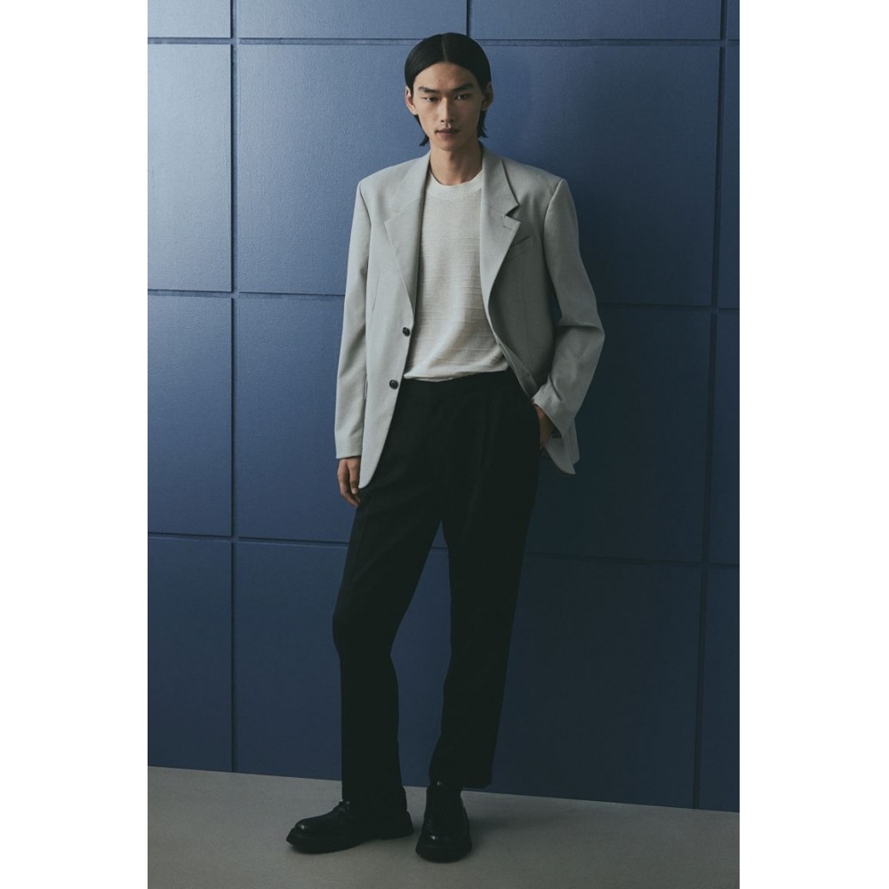 H&M クリスレッグパンツレギュラーフィットブラック 8,159円