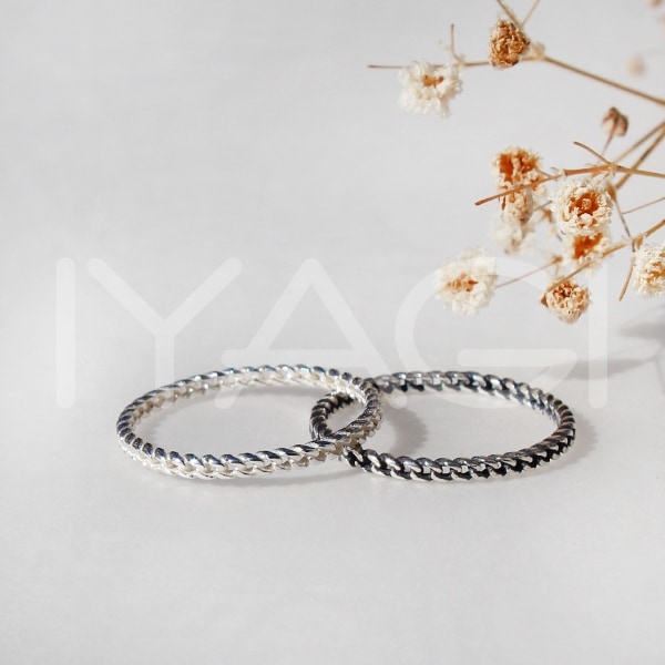 レイヤード糸リング