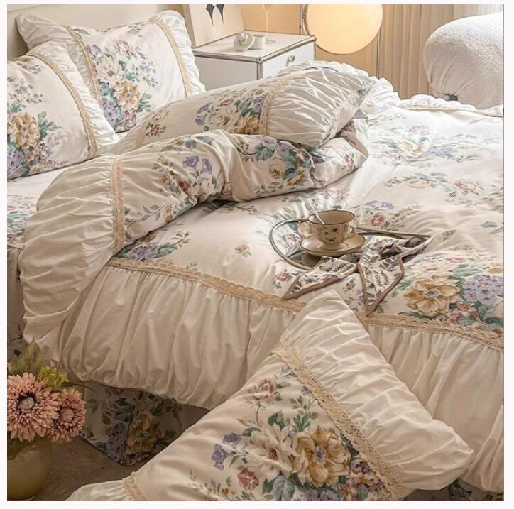 新生活 布団カバーセット 高品質 高級感 薔薇柄 花柄 リーフ フリル ダブル 掛け布団カバー クイーン ベッドスカート 3点セット 4点セット 綿100％ 優しい肌触り 通気性 柔らか 四季通用 枕