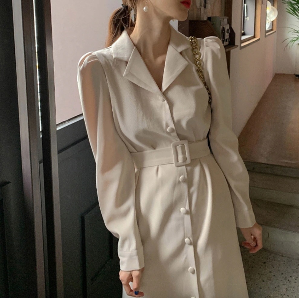 ンピース シャツワンピ マーメイド 膝丈 ミモレ 長袖 襟付き ウエストマーク ベルト 前開き 上品 エレガント 大人可愛い きれいめ 春 秋 デート お出かけ 旅行 S XL ホワイト