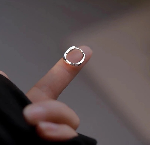 キャッチ 落ちない レディースピアス イヤーカフ 人気のピアス 4,756円