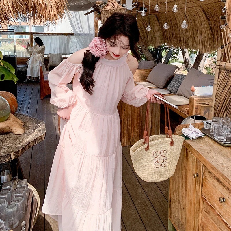 ピンクのストラップレスドレス女性2024春と秋の新しいフランスの休日スタイルの甘い慎重なマシンミディアムレングスAラインスカート