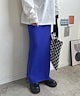 ブルー